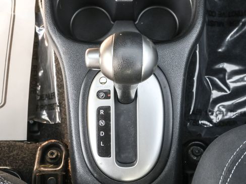 Used 2014 Nissan Versa Note SV w/ Sport Value Package image 30