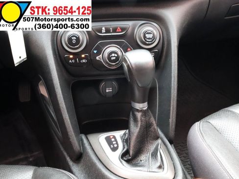Used 2015 Dodge Dart SXT w/ Sun/Sound Group FWD image 20
