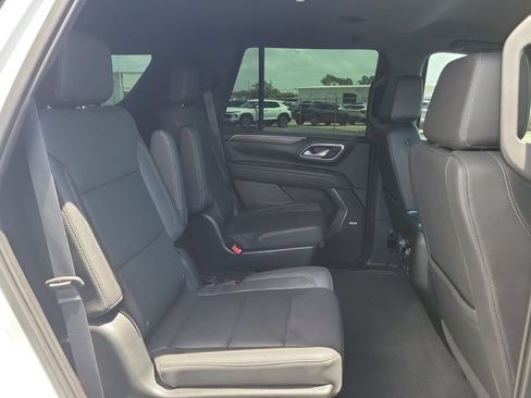 Used 2023 Chevrolet Tahoe Z71 w/ Luxury Package AWD/4WD image 27