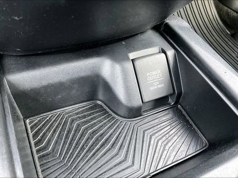 Used 2017 Honda CR-V EX image 16