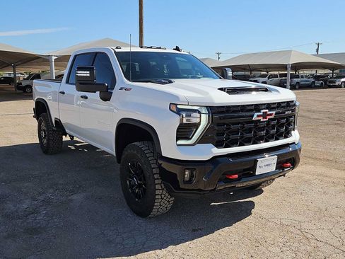 New 2026 Chevrolet Silverado 2500 ZR2 w/ LPO, Dark Essentials Package AWD/4WD image 2