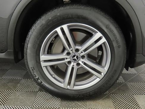 Certified 2022 Mercedes-Benz GLC 300 image 33