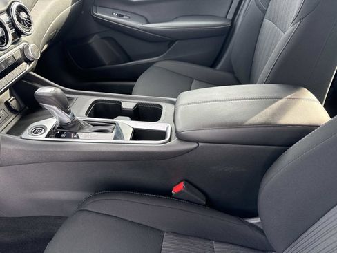 Used 2024 Nissan Sentra SV image 14