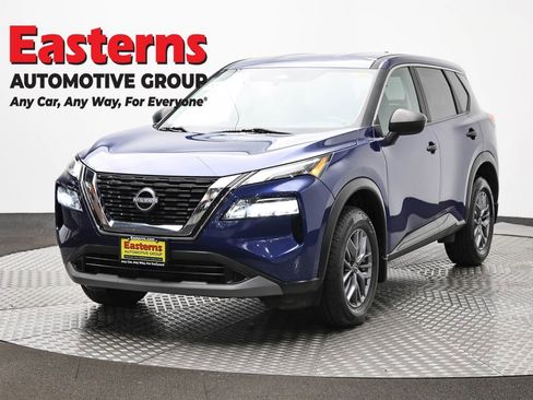 Used 2023 Nissan Rogue S AWD/4WD image 1