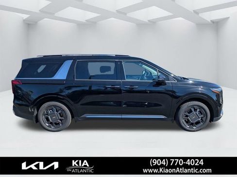 New 2026 Kia Carnival SX FWD image 2