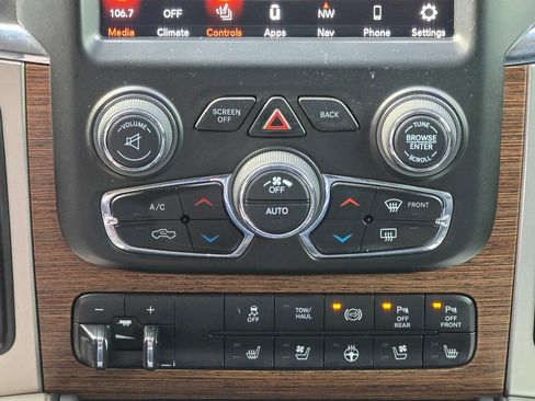 Used 2018 RAM 3500 Laramie image 29