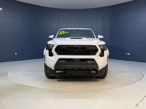 Used 2026 Toyota Tacoma TRD Sport image 6