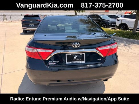 Used 2016 Toyota Camry SE FWD image 3