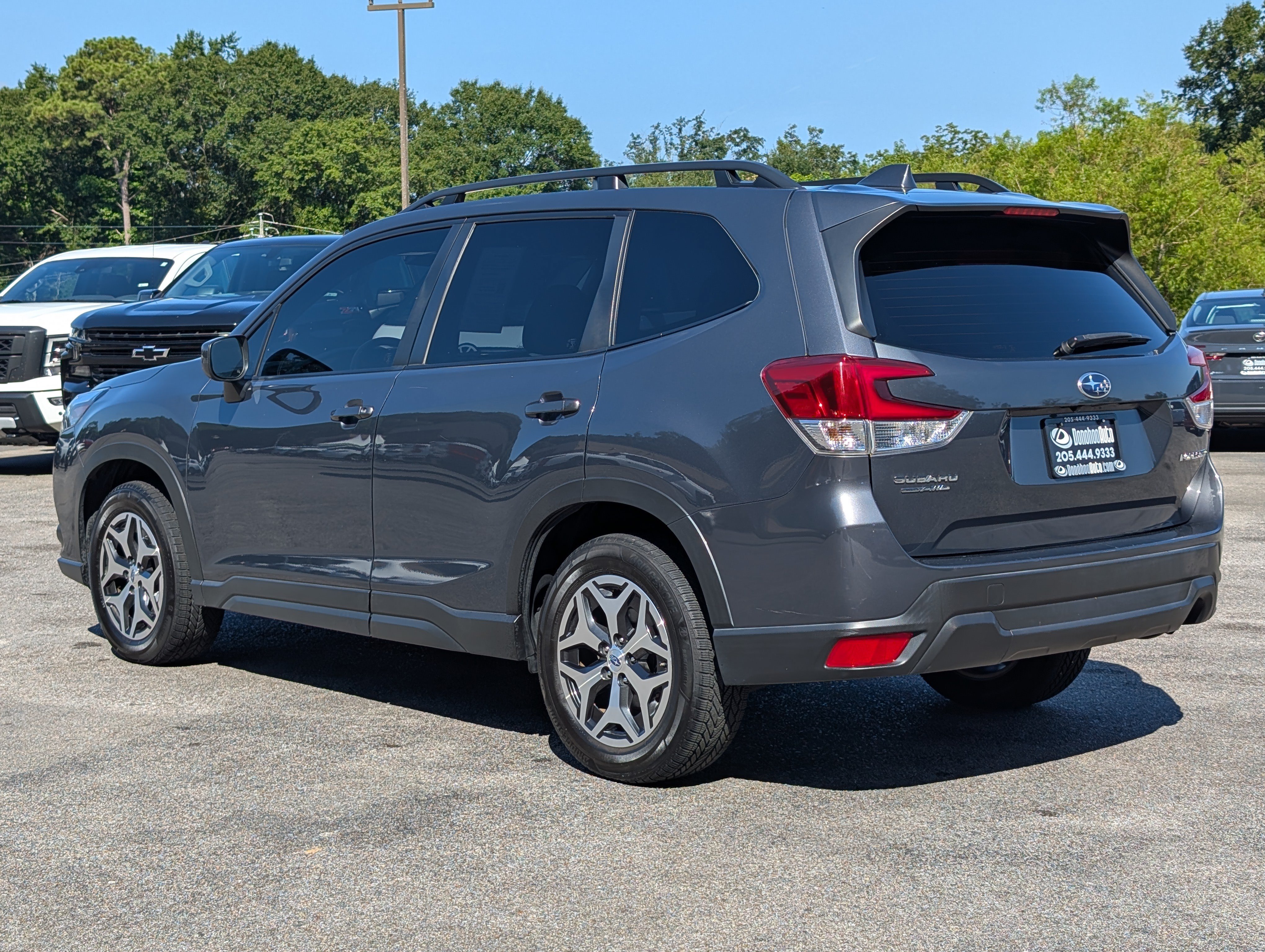 Used 2023 Subaru Forester Premium AWD/4WD image 7