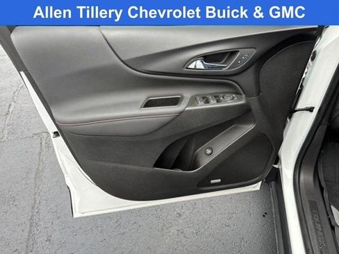 Certified 2024 Chevrolet Equinox RS w/ RS Leather Package image 24