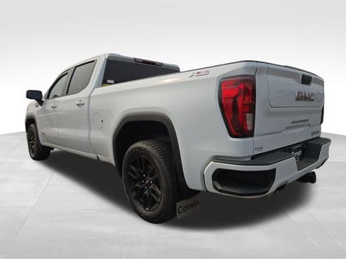 Used 2023 GMC Sierra 1500 Elevation w/ X31 Off-Road Package AWD/4WD image 10
