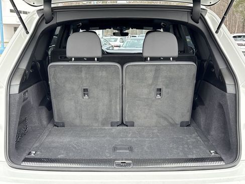 Used 2025 Audi Q7 3.0T Premium Plus AWD/4WD image 23