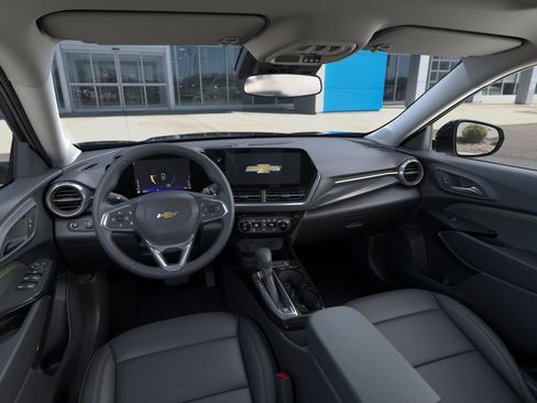 New 2026 Chevrolet Trax ACTIV w/ Sunroof Package image 16