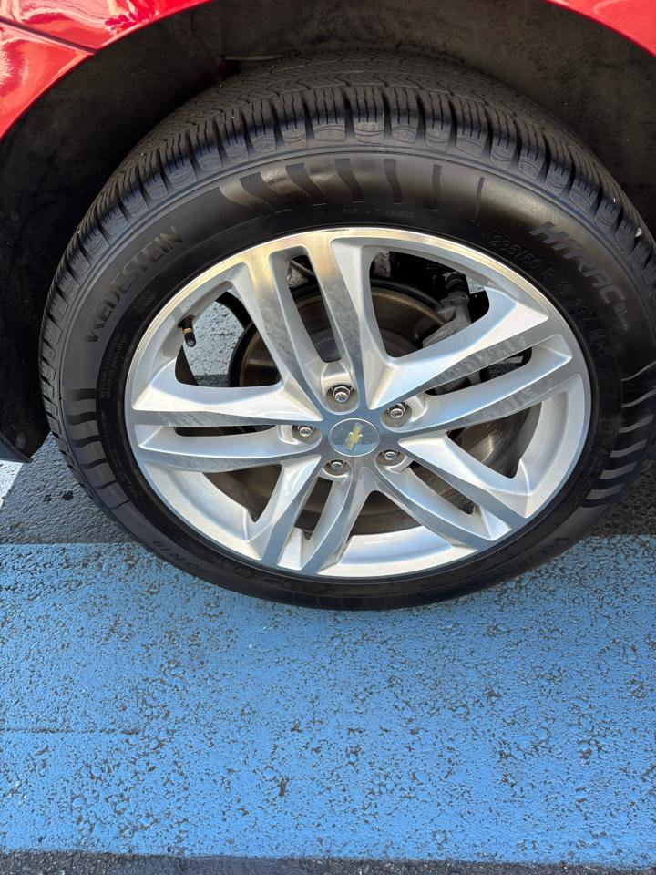 Used 2019 Chevrolet Equinox Premier AWD/4WD image 36