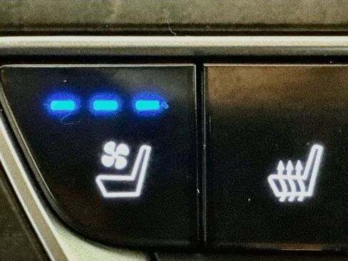 Used 2020 Honda Accord Touring image 24