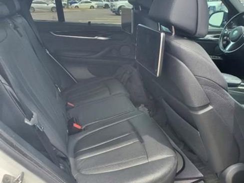 Used 2017 BMW X5 xDrive50i AWD/4WD image 15