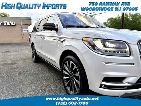 Used 2018 Lincoln Navigator Select w/ Technology Package AWD/4WD image 39