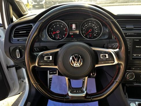 Used 2017 Volkswagen GTI Sport FWD image 20