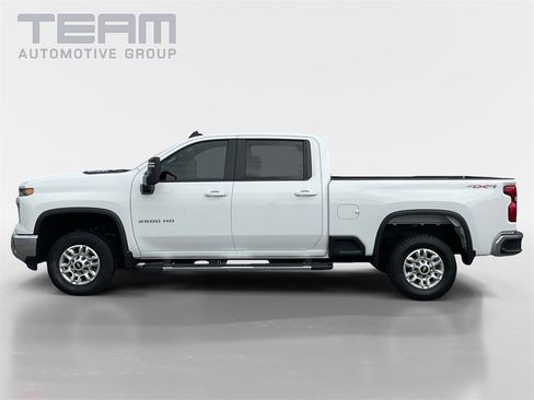 Used 2024 Chevrolet Silverado 2500 LT image 4