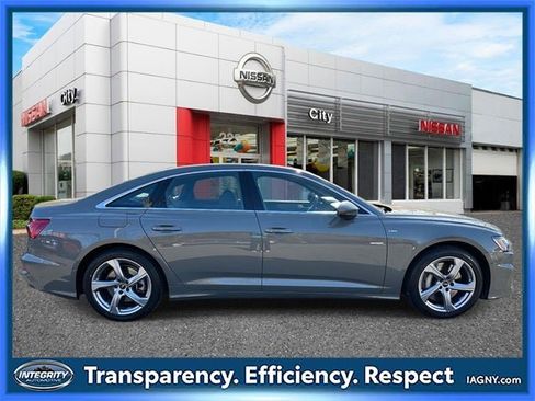 Used 2024 Audi A6 Premium Plus image 2