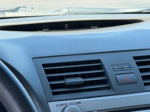 Used 2007 Toyota Camry LE FWD image 16