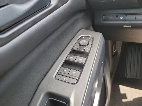 Used 2023 Nissan Pathfinder Rock Creek AWD/4WD image 12