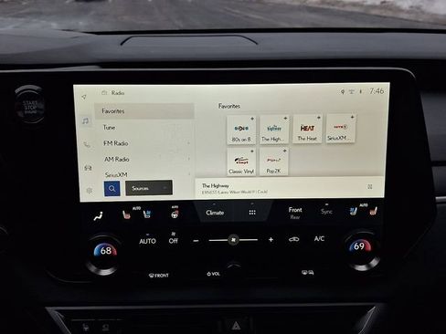 Used 2024 Lexus RX 350 AWD w/ Convenience Package image 18