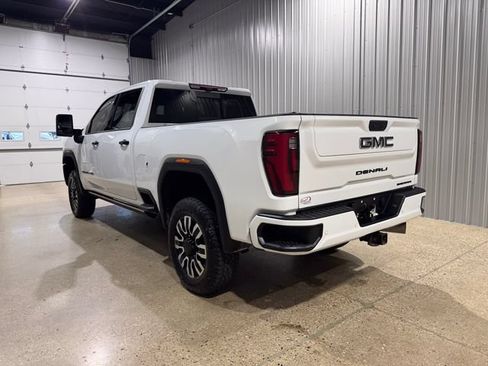 Used 2024 GMC Sierra 2500 Denali Ultimate AWD/4WD image 6
