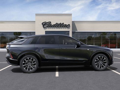 New 2025 Cadillac Lyriq Sport image 5