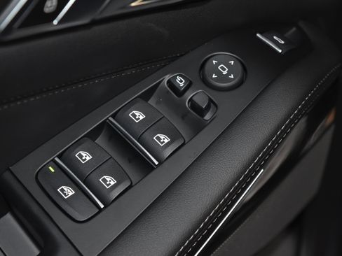 New 2026 BMW X5 xDrive40i w/ Executive Package image 5