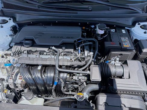 New 2026 Hyundai Elantra Sport image 22