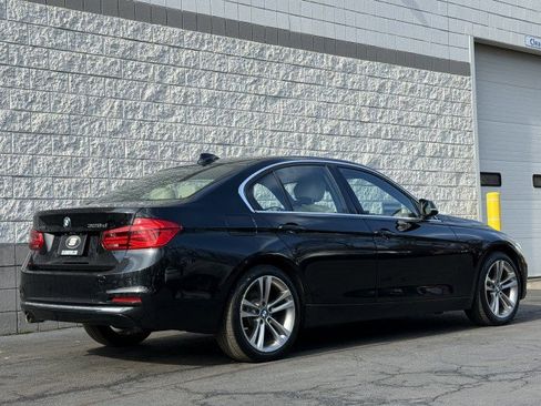 Used 2018 BMW 328d xDrive Sedan w/ Premium Package image 3