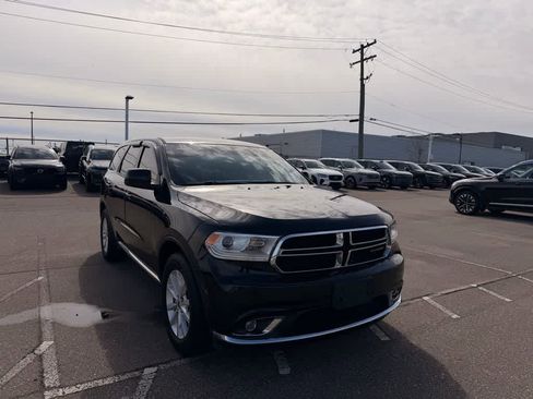 Used 2019 Dodge Durango SXT w/ 3rd Row Seating Group image 3