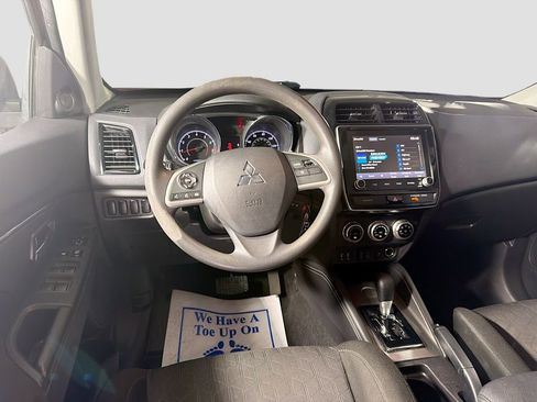 Used 2020 Mitsubishi Outlander Sport ES FWD image 21