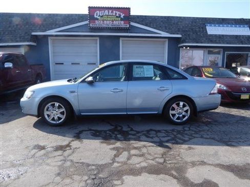 Used 2009 Ford Taurus Limited image 1