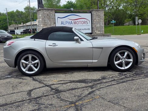 Used 2009 Saturn Sky w/ Premium Trim Package image 7