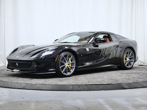 Certified 2022 Ferrari 812 GTS RWD image 1