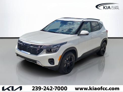 Used 2026 Kia Seltos EX w/ EX Sunroof Package FWD image 3