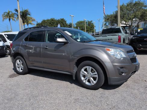 Used 2012 Chevrolet Equinox LT w/ Driver Convenience Package FWD image 2