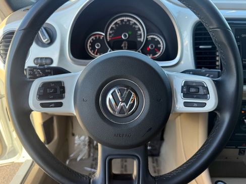 Used 2014 Volkswagen Beetle 1.8T image 18