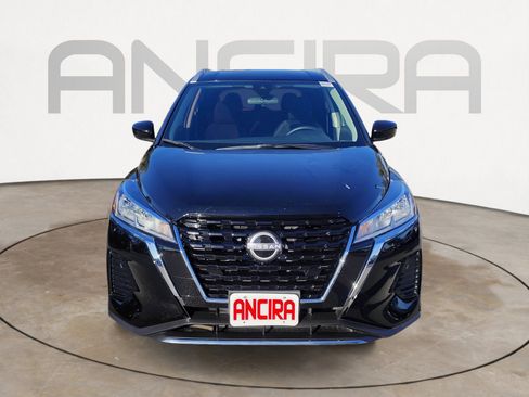 Certified 2024 Nissan Kicks SV image 6