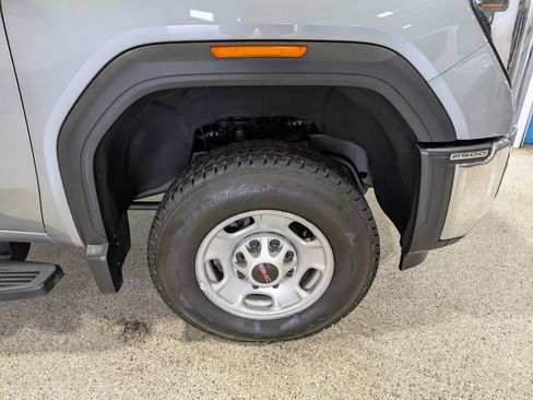Used 2024 GMC Sierra 2500 Pro AWD/4WD image 15