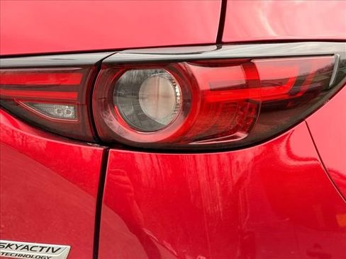 Used 2017 MAZDA CX-5 Grand Touring w/ Premium Package image 18