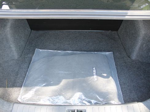 Used 2024 Nissan Versa S w/ Trunk Package FWD image 29
