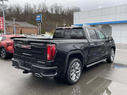 Certified 2023 GMC Sierra 1500 Denali w/ Denali Reserve Package AWD/4WD image 3