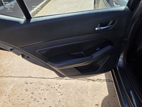 Used 2021 Nissan Altima 2.5 SV FWD image 22
