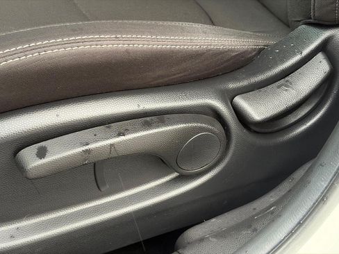 Used 2019 Kia Soul FWD image 19