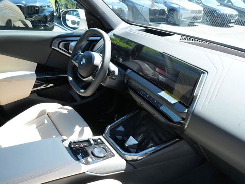 Used 2026 BMW X3 xDrive30i w/ Premium Package AWD/4WD image 6