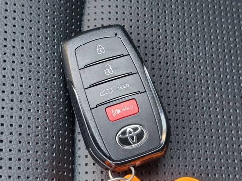 New 2026 Toyota 4Runner Limited AWD/4WD image 35