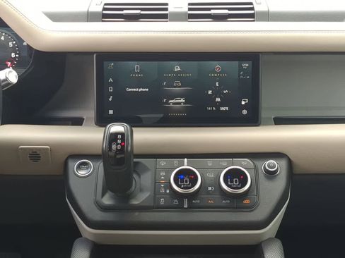 Used 2022 Land Rover Defender 110 X-Dynamic HSE AWD/4WD image 27